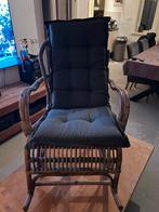 Schommelstoel riet, Ophalen