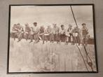 Lunch Atop a Skyscraper Poster Ingelijst, Ophalen, Minder dan 50 cm, Zo goed als nieuw, Foto of Poster