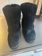 UGG Laarzen Maat 41, Kleding | Dames, Schoenen, Ophalen of Verzenden, Gedragen, Zwart, Lage of Enkellaarzen