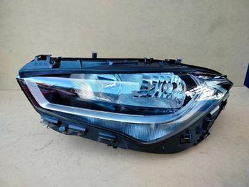 Mercedes CLA W118 Lamp links normaal beschikbaar voor biedingen