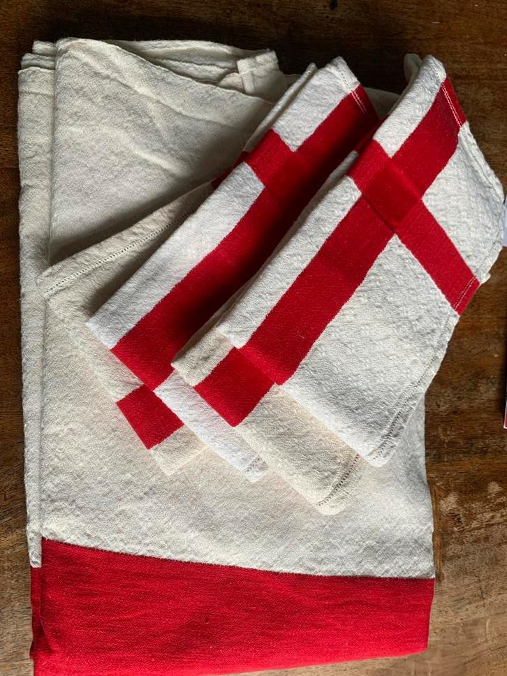 Frans Brocante Tafellaken & Servetten - Vintage, Huis en Inrichting, Keuken | Textiel, Ophalen of Verzenden