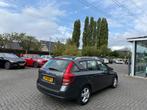 Kia cee'd Sporty Wagon 1.4 CVVT | Navigator Plus Pack | Airc, Auto's, Voorwielaandrijving, Euro 5, Gebruikt, 4 cilinders