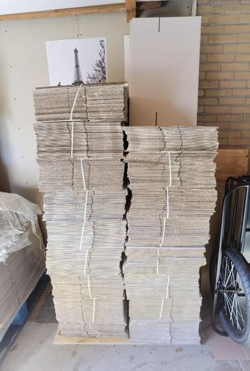 500 stuks - Kartonnen Dozen - 53cmx27cmx19cm beschikbaar voor biedingen