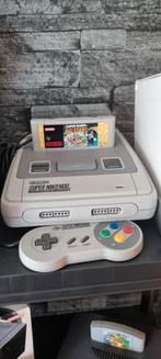 Snes nintendo, Spelcomputers en Games, Spelcomputers | Nintendo Super NES, Met 2 controllers, Zo goed als nieuw, Ophalen