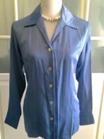 Blauwe satijnen blouse, 36/S, ZGAN., Kleding | Dames, Blouses en Tunieken, Blauw, Zo goed als nieuw, Maat 36 (S), Verzenden