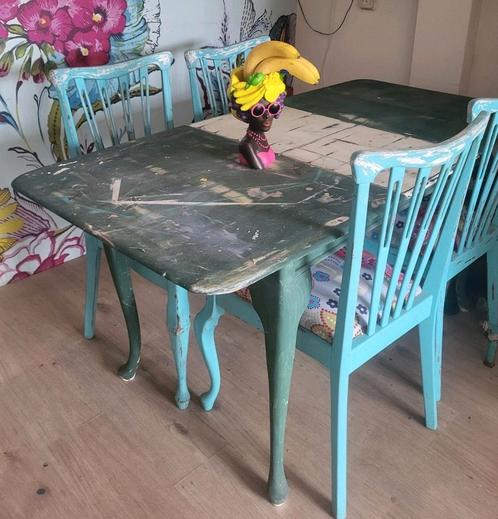 GRATIS/Queen Ann/Eettafel/4 stoelen/Opknapper, Antiek en Kunst, Curiosa en Brocante, Ophalen