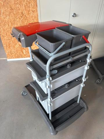 Multifunctionele schoonmaaktrolley, 4 stuks beschikbaar beschikbaar voor biedingen