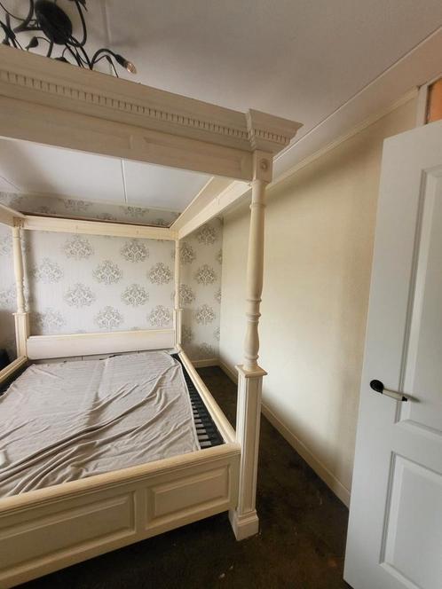 handgemaakt hemelbed 180x220, Huis en Inrichting, Slaapkamer | Bedden, Gebruikt, Tweepersoons, 200 cm, Hout, Ophalen