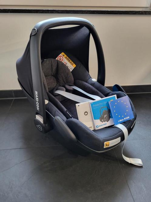 Zeer nette Maxi Cosi Pebble Pro i-Size + base FamilyFix2, Kinderen en Baby's, Autostoeltjes, Zo goed als nieuw, Maxi-Cosi, Isofix