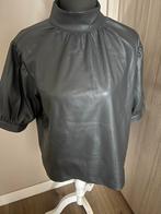 Lerenlook Grijze Top met Korte Mouwen maat 38 van Yaya, Maat 38/40 (M), Ophalen of Verzenden, Zo goed als nieuw, Korte mouw