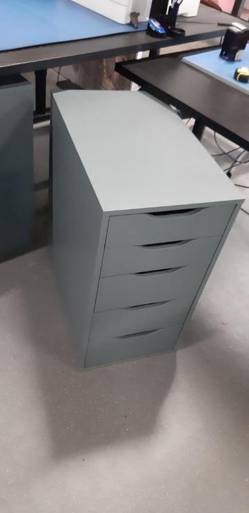 Drawer cabinet Ikea x3 beschikbaar voor biedingen