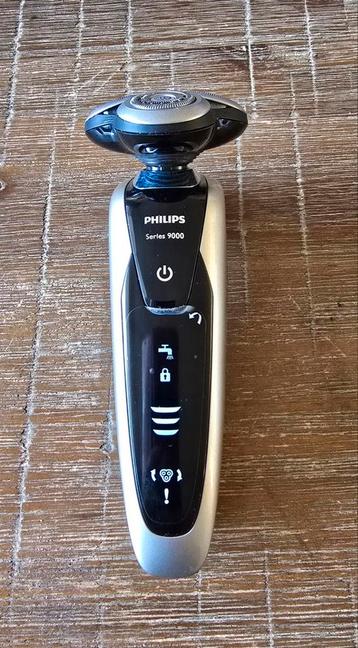 Philips scheerapparaat S9041/012
 beschikbaar voor biedingen