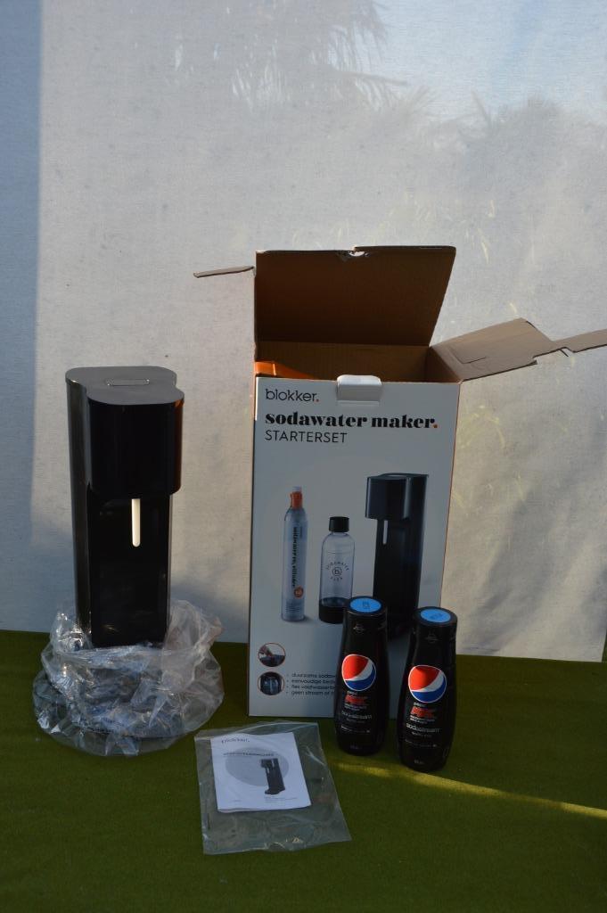 Sodastream Blokker Starter set zonder cilinder en fles + 2 p, Witgoed en Apparatuur, Bruiswatermachines, Zo goed als nieuw, Ophalen of Verzenden