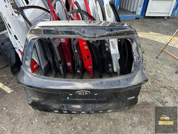 Kia Sorento IV achterklep beschikbaar voor biedingen