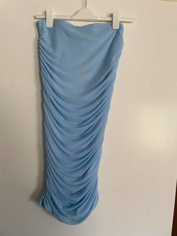 Licht blauwe rok XL beschikbaar voor biedingen