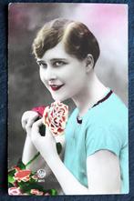 Dame met Duitsen jaren-20-kapsel, 1930, Verzamelen, Ansichtkaarten | Themakaarten, Verzenden, 1920 tot 1940, Gelopen, Overige thema's