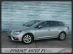Seat Leon ST 1.0 EcoTSI Style Business Carplay Trekhaak Navi, Auto's, Stof, Gebruikt, Leon, 23 km/l