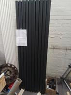 Designradiator Zwart - Moderne Verwarming, Doe-het-zelf en Verbouw, Verwarming en Radiatoren, 500 tot 800 watt, Radiator, Minder dan 60 cm