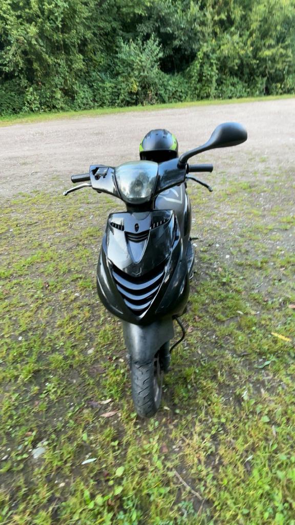 Piaggo zip 80cc 4t zonder wok, Fietsen en Brommers, Scooters | Piaggio, Zo goed als nieuw, Zip, Ophalen
