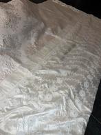 Mooie witte bedsprei, Ophalen of Verzenden, Zo goed als nieuw, Wit, 200 cm of meer