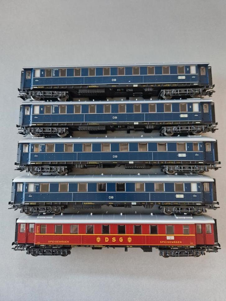 Set van 5 Märklin H0 DB/DSG Wagons, Hobby en Vrije tijd, Modeltreinen | H0, Gebruikt, Wagon, Wisselstroom, Märklin, Analoog, Ophalen of Verzenden