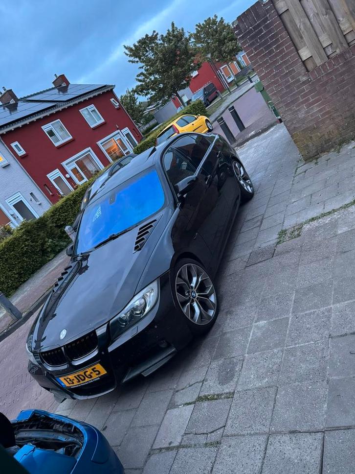 Bmw e90, Auto-onderdelen, Carrosserie en Plaatwerk, Bumper, BMW, Nieuw, Ophalen