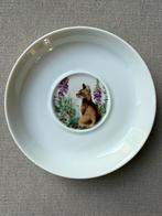 Vintage porseleinen bordje poes kat omringd door bloemen, Ophalen of Verzenden