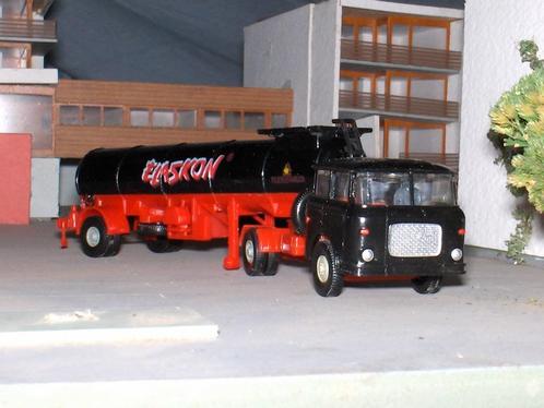 1976 Skoda S 706 RT met ELASKON tankwagen-oplegger, Hobby en Vrije tijd, Modelauto's | 1:87, Nieuw, Bus of Vrachtwagen, Ophalen of Verzenden