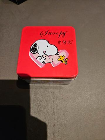 Snoopy dameshorloge beschikbaar voor biedingen