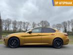 Alfa Romeo Giulia 2.0t Veloce GT Junior! 15dkm! Uniek!, Auto's, Alfa Romeo, Zwart, 1505 kg, Leder, Bedrijf