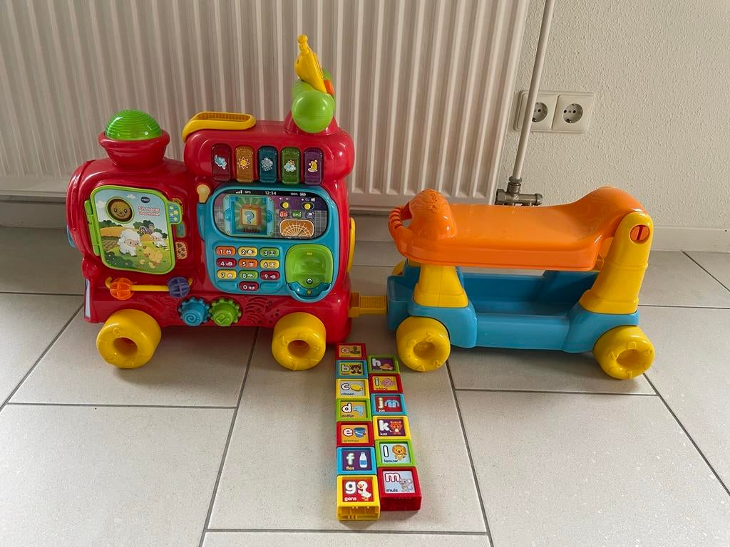 VTech Letter Locomotief – Compleet, Kinderen en Baby's, Speelgoed | Vtech, Ophalen of Verzenden, Zo goed als nieuw, 6 maanden tot 2 jaar