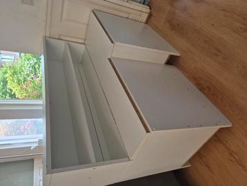 Kast kinderkamer / speelgoedkist beschikbaar voor biedingen