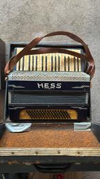 Accordeon hess klingenthal-sa, Muziek en Instrumenten, Accordeons, Ophalen, Zo goed als nieuw, Overige formaten, Accordiola