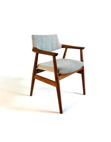 Vintage eetkamerstoel, Erik Kirkegaard ‘60 beschikbaar voor biedingen