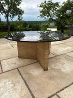 70-er jaren Salon tafel van Travertin en rookglas blad