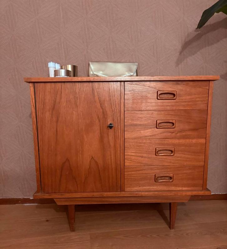 Mid Century Deense design ladenkastje met 1 deurtje, Huis en Inrichting, Kasten | Dressoirs, Zo goed als nieuw, 50 tot 100 cm