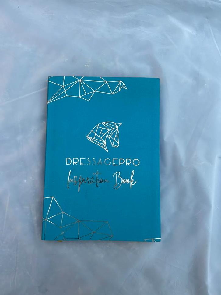 Inspiratieboek Dressagepro - nieuw, Dieren en Toebehoren, Paarden en Pony's | Overige Paardenspullen, Nieuw, Dressuur, Ophalen of Verzenden