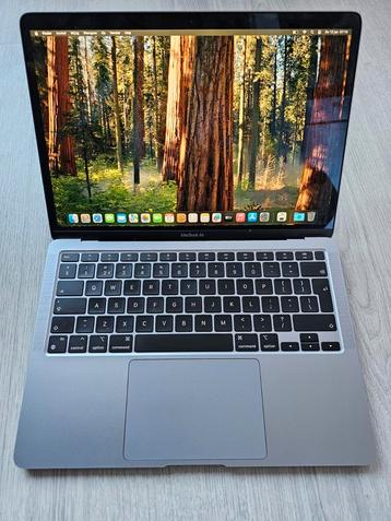 Apple Macbook Air 13" M1, MacOS Sequoia  beschikbaar voor biedingen