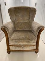 Klassieke Oorfauteuil Eikenhout | Bloemenmotief | Leunstoel, Huis en Inrichting, Fauteuils, Ophalen, Gebruikt, Hout, 75 tot 100 cm