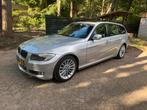 BMW 3-Serie 2.0 318 I Touring 105KW 2009 Grijs, Achterwielaandrijving, Zwart, Stationwagon, Handgeschakeld