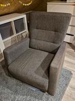 Grijze/taupe Draaifauteuil, Huis en Inrichting, Fauteuils, Ophalen, 75 tot 100 cm, Zo goed als nieuw, 75 tot 100 cm