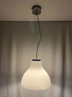 Deens design hanglamp Kelby chroom en melkglas door Herstal, Huis en Inrichting, Ophalen, Deens design, Glas, Zo goed als nieuw