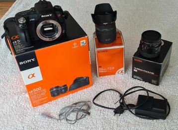 Fotocamera Sony (met cameratas Lowepro slingshot) beschikbaar voor biedingen