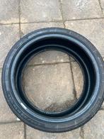 1 Pirelli Powergy 235/35 R19 91Y zomerband., Ophalen, Zo goed als nieuw