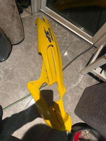 Gilera runner rechterkap beschikbaar voor biedingen