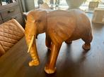 Massief houten olifant uit Kenia, Antiek en Kunst, Kunst | Designobjecten, Ophalen of Verzenden