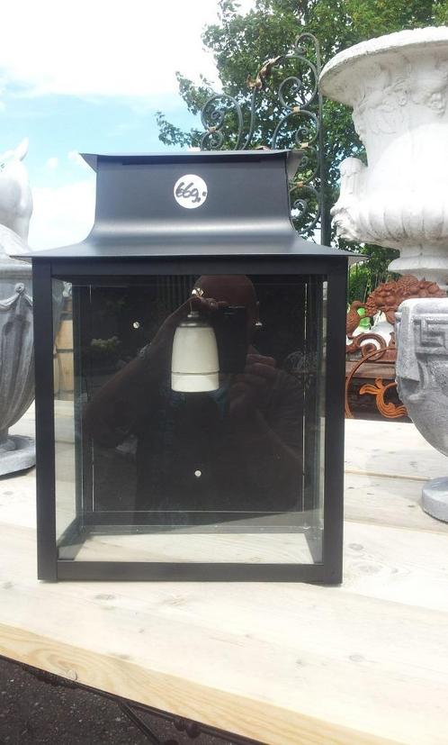 Zwarte metalen buitenlamp 41 x 32 x 20 cm veranda kapschuur, Tuin en Terras, Buitenverlichting, Wandlamp, Ophalen