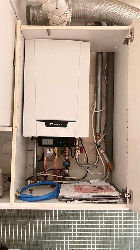 CV-ketel Remeha Tzerra Ace 28C (2023), Doe-het-zelf en Verbouw, Verwarming en Radiatoren, Gebruikt, Cv-ketel of Combi-ketel, 800 watt of meer