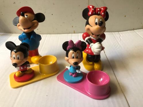 Mickey Mouse en Miniie  Mouse poppetje en twee eierdopjes., Verzamelen, Disney, Zo goed als nieuw, Beeldje of Figuurtje, Mickey Mouse