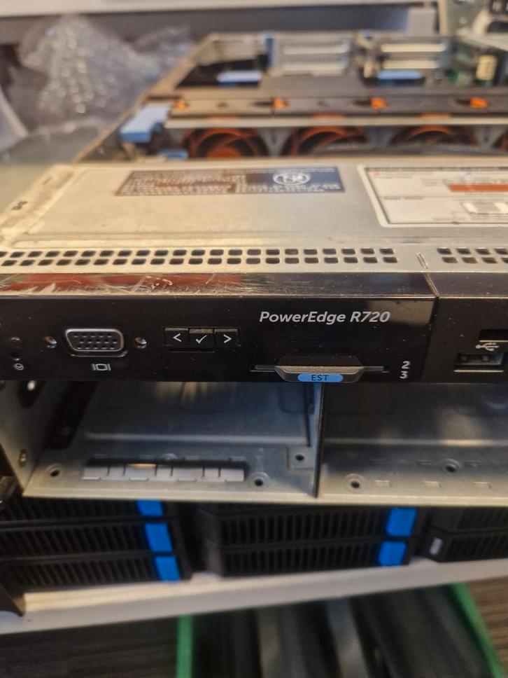 Dell R720 2U 8xLFF 2xE5-2680v2 2xPSU servers, Computers en Software, Servers, Gebruikt, 2 tot 3 Ghz, Minder dan 4 GB, Ophalen of Verzenden